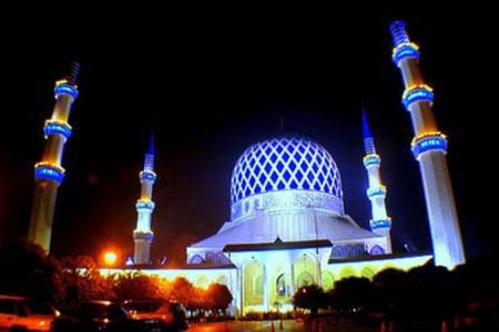 La Mezquita Azul, tesoro en Malasia