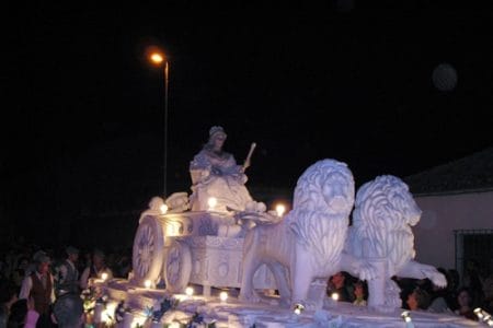Desfile de las carrozas en Azuqueca, de Interes Turistico