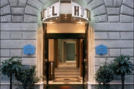 Hotel Camelia, buena relación precio-calidad, en Roma