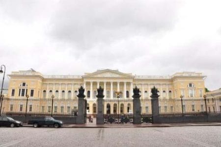 El Museo Ruso, arte e historia en San Petersburgo