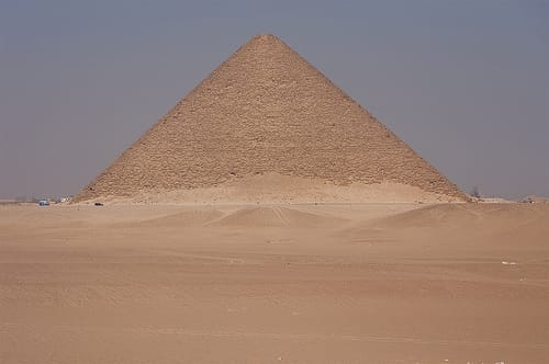 piramide-roja