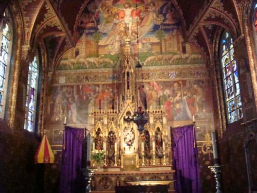basilica-sangre-sagrada-interior