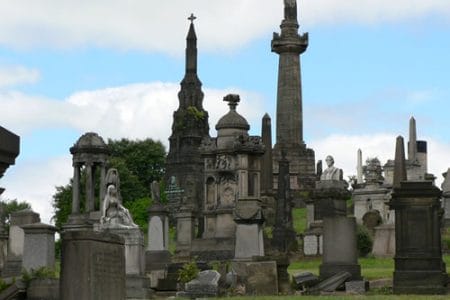 El cementerio de Glasgow, paseando entre tumbas y estatuas