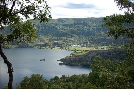 Visita el Lago de Sanabria y disfruta de la naturaleza